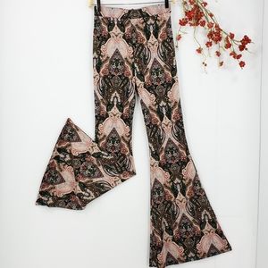 New TRIPLE SEVEN Boho Chic Print Flare Leg Pants in hunter green
